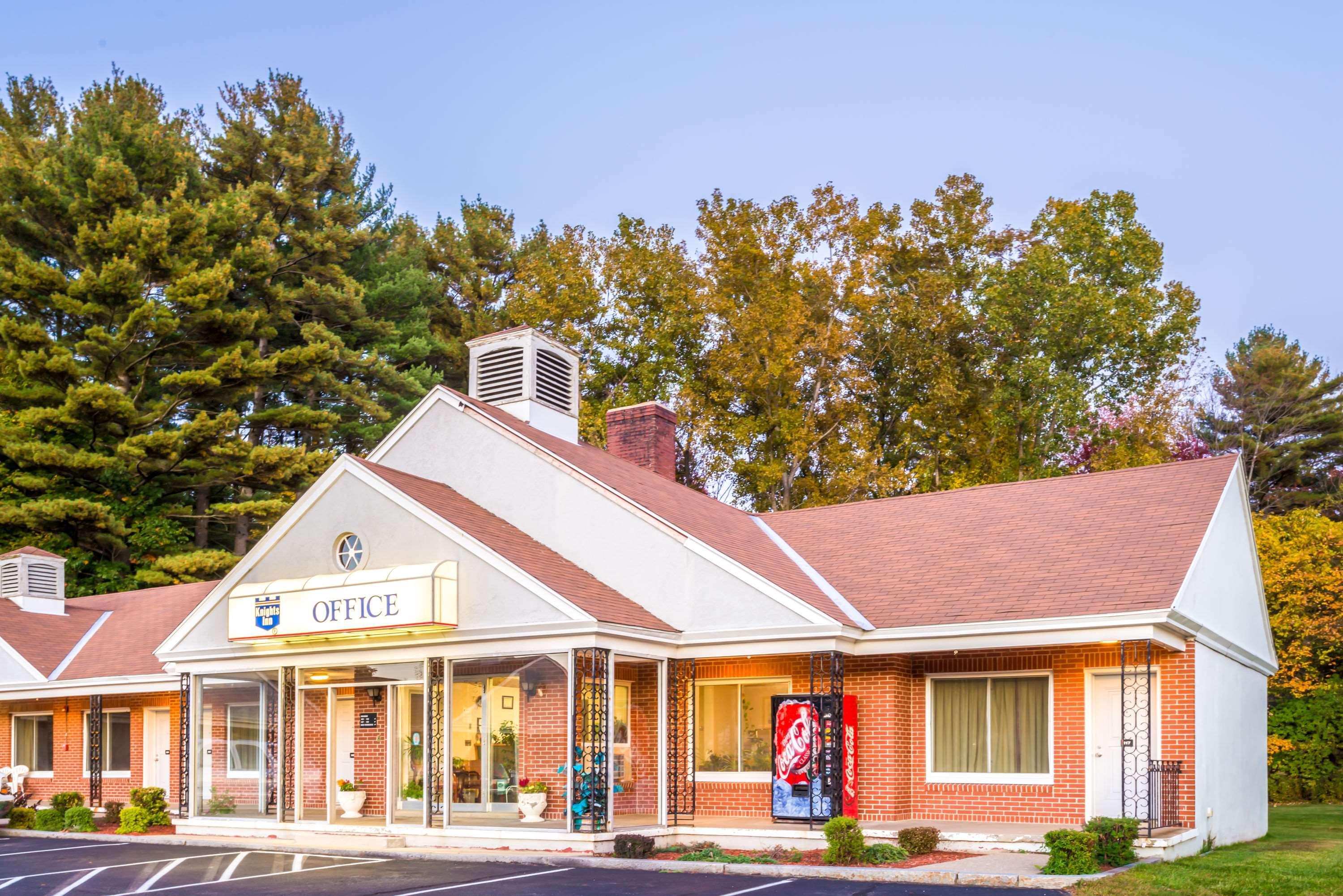 Knights Inn Lenox Extérieur photo